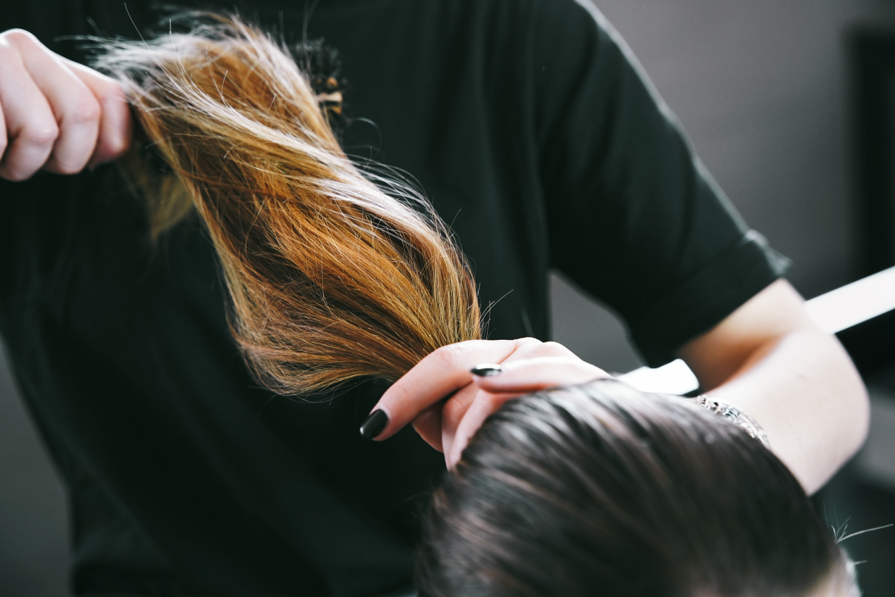 Myślisz, że jesteś miły u fryzjera? Te 9 zachowań..