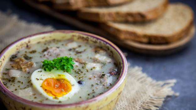 Nie dodawaj tego do żurku. Straci właściwości i..